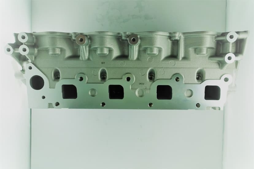 Nova Hlava nissan Navara D40,YD25 2,5 DDTI Od rv-2005 euro 4