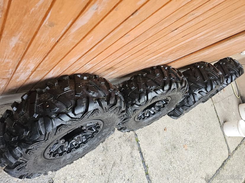 kolesá Can Am tvorkolka