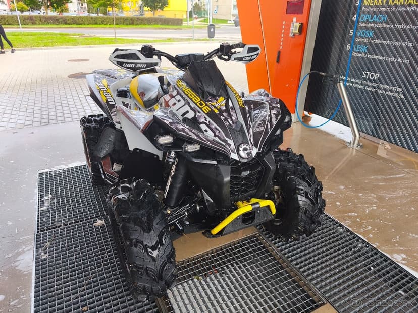 Can Am Renegade 1000,,r"