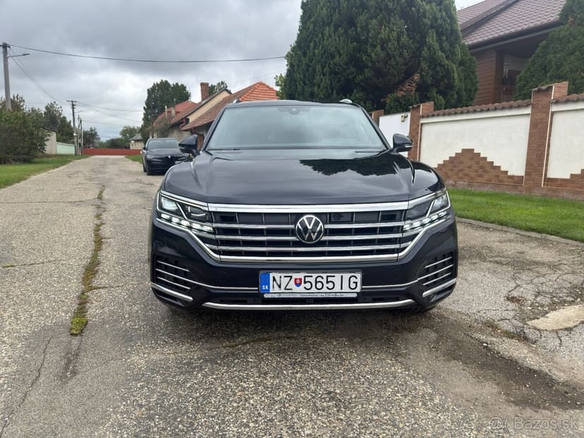 Touareg Atmosphere 3.0 V6 TDI AG8 170kw Automatická prevodov