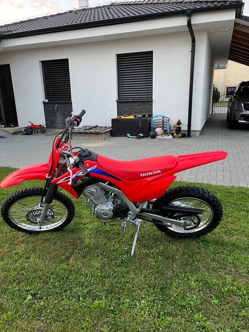 Honda crf 125 FB 2022 prvy majitel