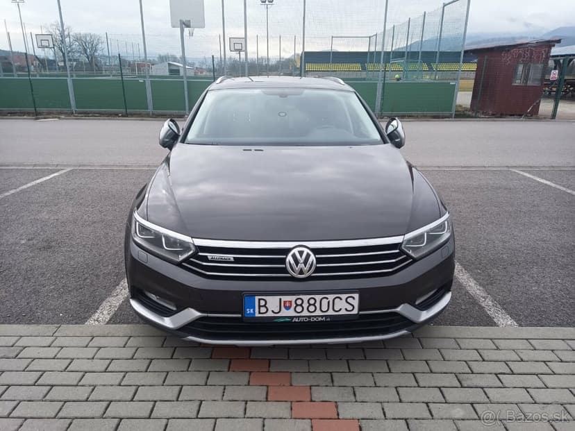 Passat B8 Alltrack 4x4 2.0 TDI winter packet +webasto +ťažné