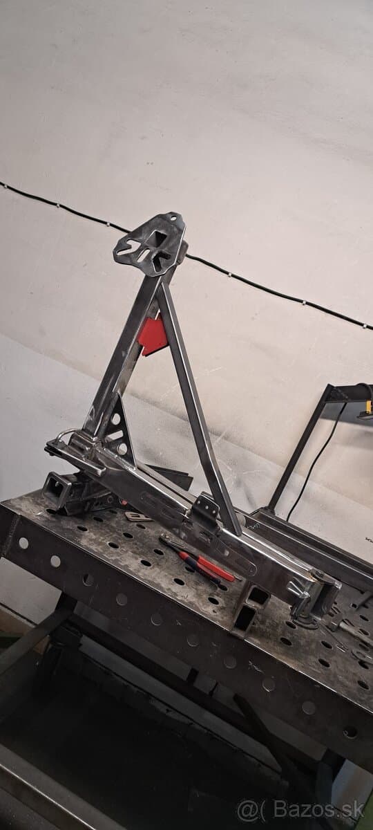 Offroad - držák rezervního kola do US tažného CAD/DXF/STL