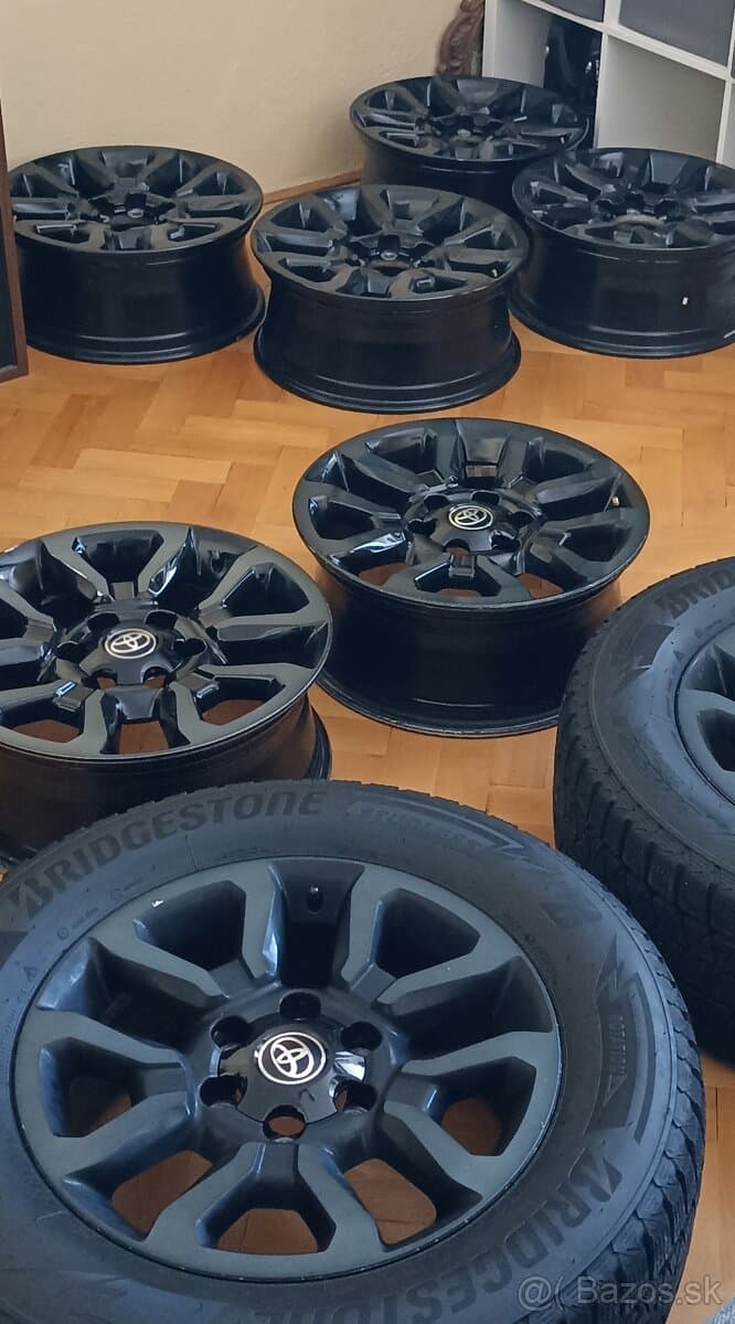 Kolesa Toyota Hilux R18