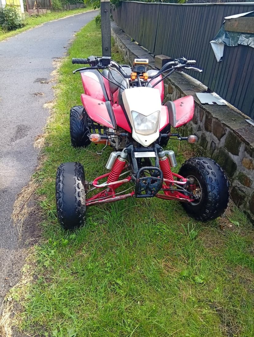 Predám štvorkolku bashan 200 vodnik vodou chladena