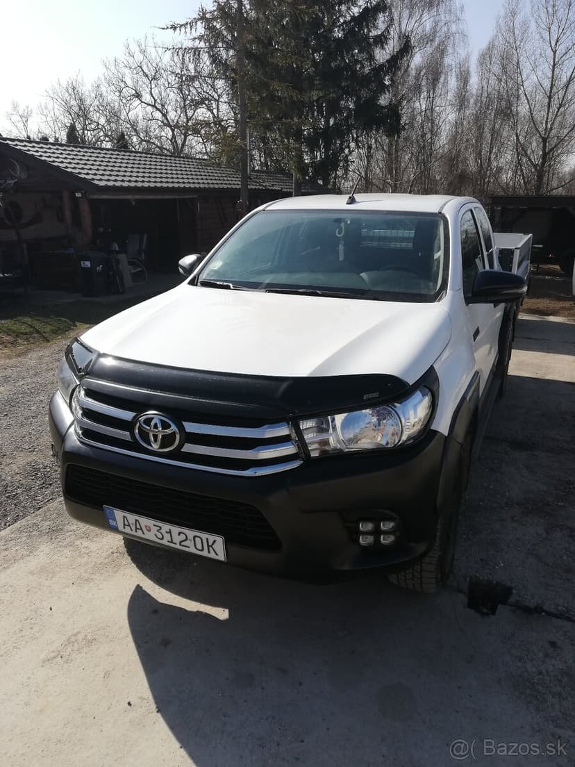 Toyota Hilux 2.4 GD-6 110kw MT/6- vyklapač S1
