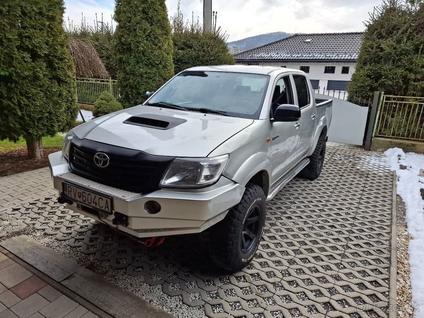 Toyota Hilux 2,5 D-4D,r.v  2012