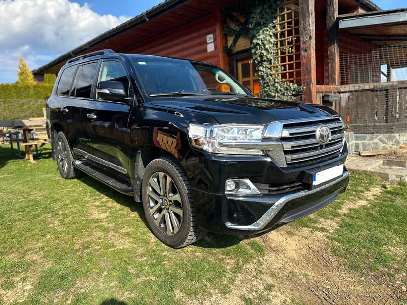 Toyota Land Cruiser Premium 200