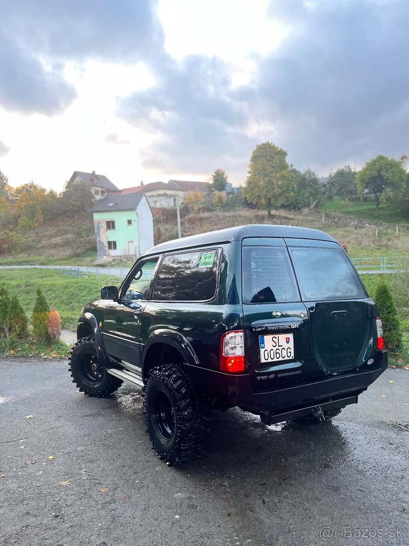 Nissan Patrol y61