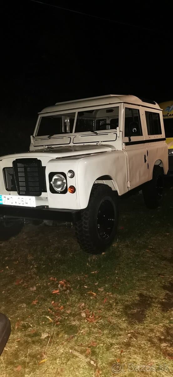Land Rover series 3