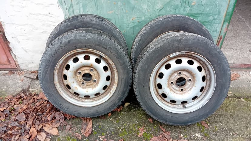 Predám zimné pneumatiky 185/65 R14