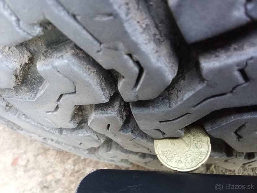 OFFROAD pneumatiky 215 65 R16