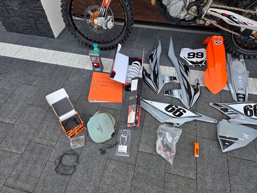 Ktm sxf 450 2019 naj. 137 hodin od nova zachovaly stav