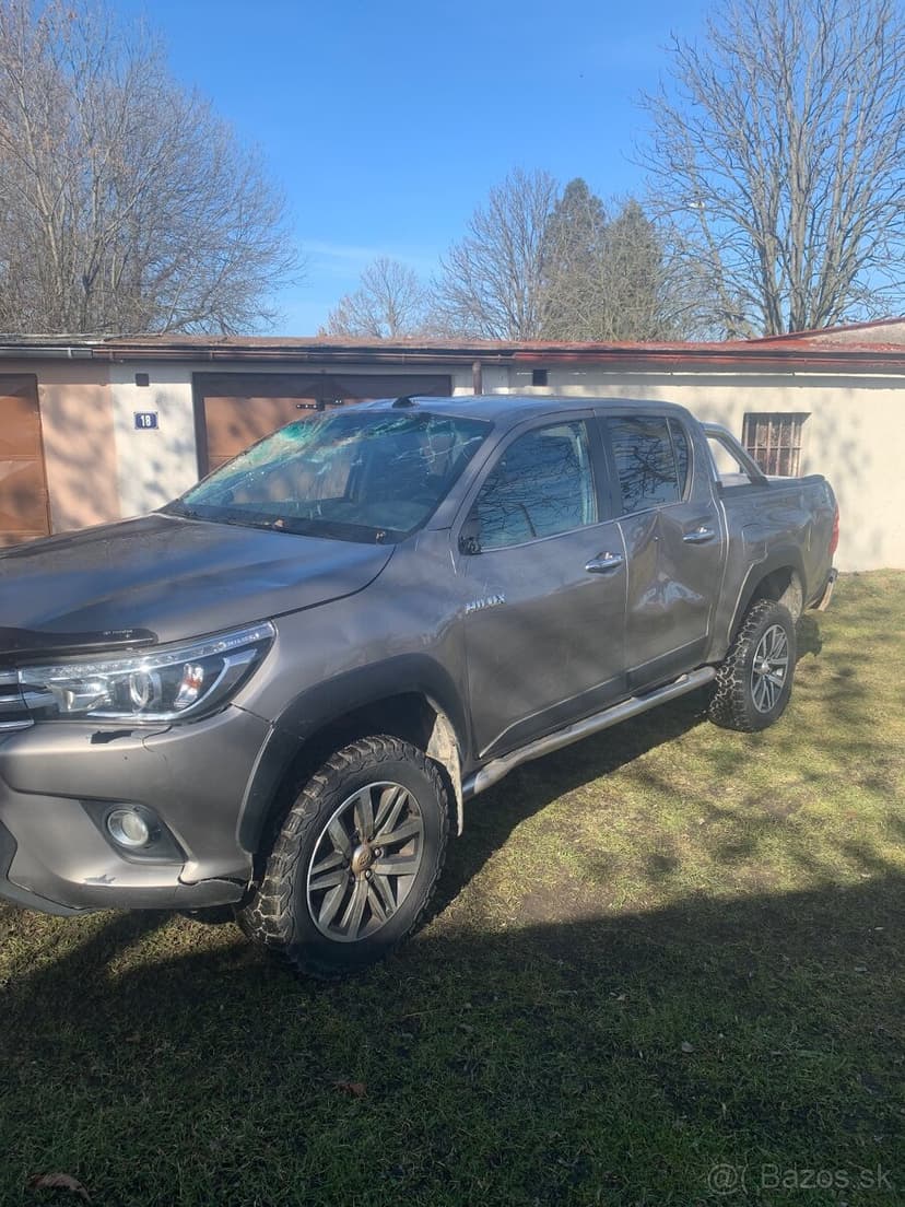 Prodám Toyota Hilux 2.4D 2019