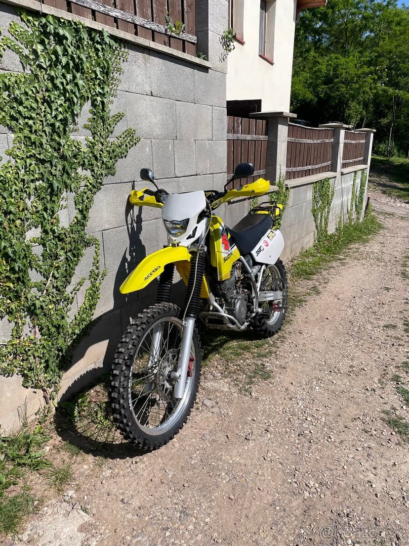 Suzuki DR 350s