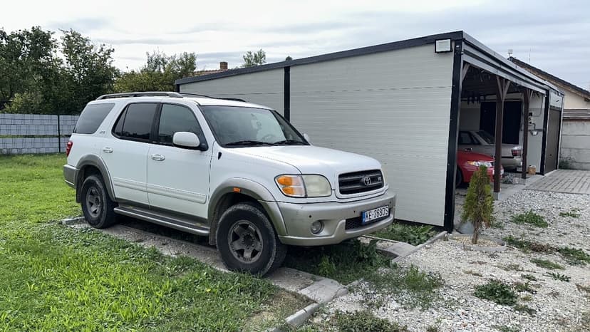 Toyota Sequoia 4.7i V8