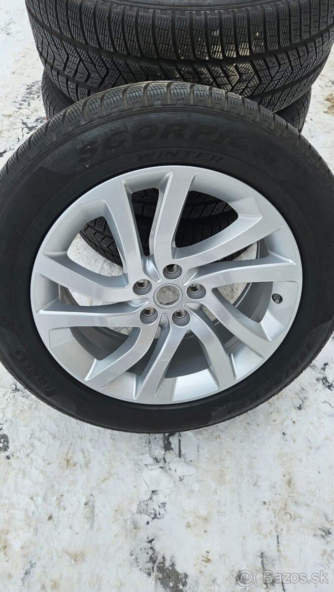 Originál Land Rover ALU kola R20 5x120 + Pirelli