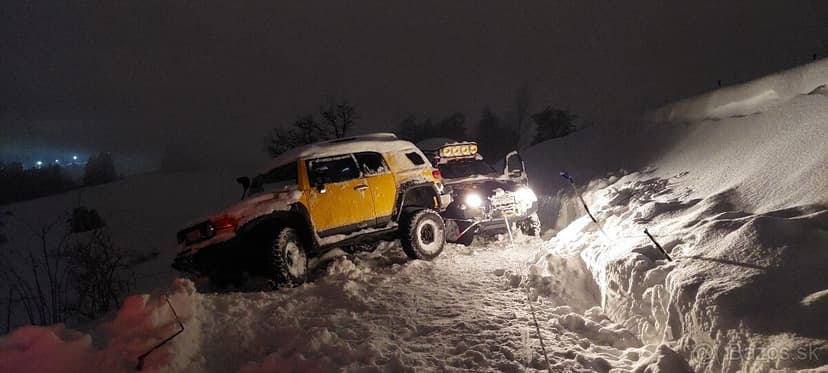 Jeep cherokee liberty kj 2.5 CRD 4x4 offroad špeciál