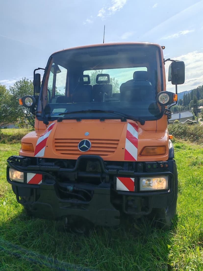Mercedes Unimog U300 4x4