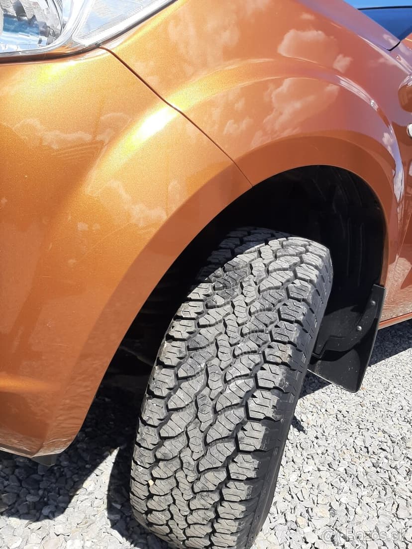 nissan navara 2,3d 120kw