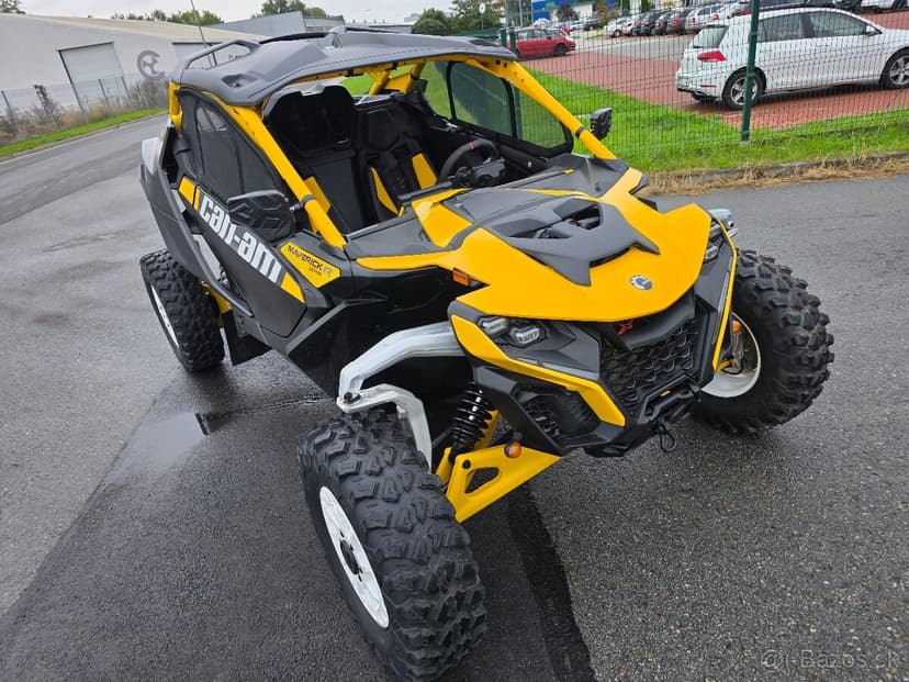 PRODÁM CAN-AM MAVERICK R 2024 1200