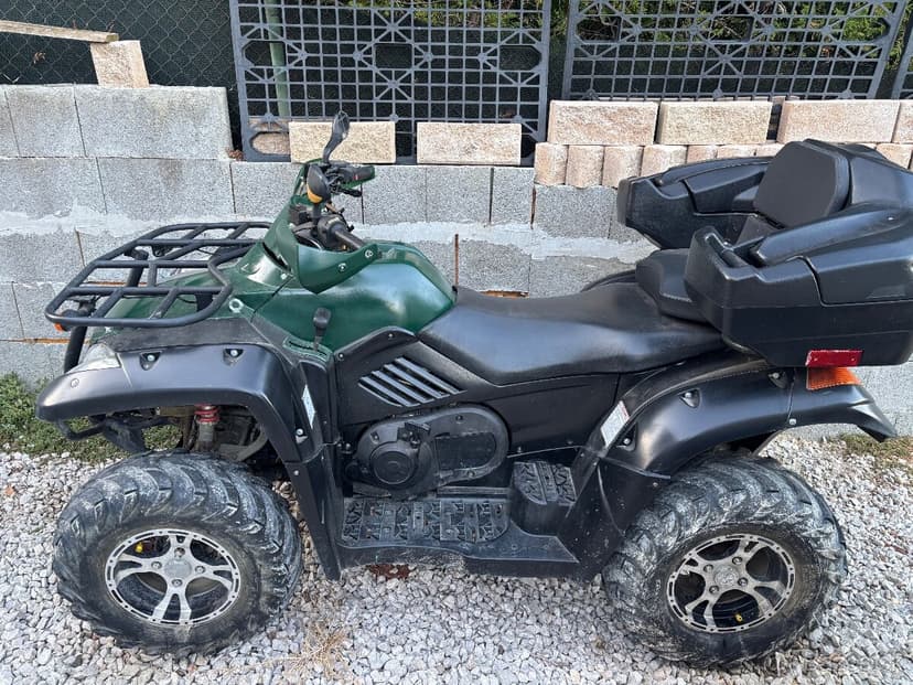 Predam štvorkolka  cf moto x6 625