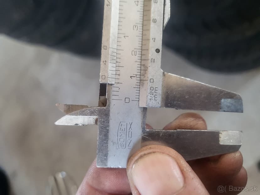 Predám 16"elektróny na wv amarok sedačky pneu 265 70 r16