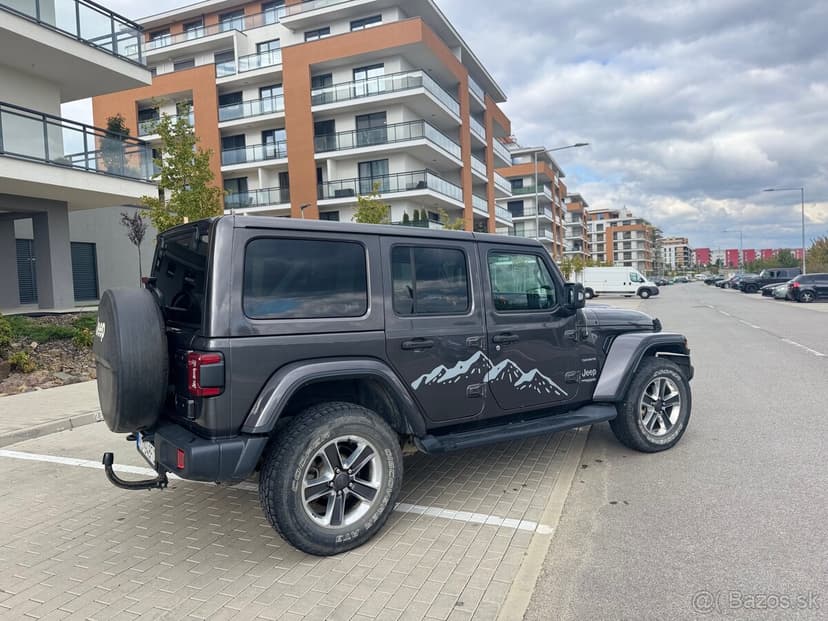 Jeep Wrangler Sahara 2018 • 53 000 km • Automat • TOP výbava