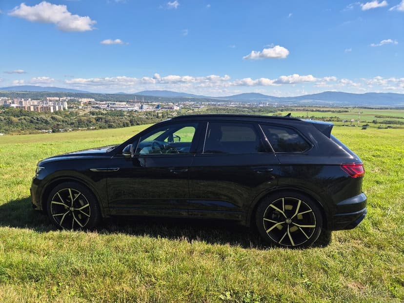 Volkswagen Touareg 3.0 V6 TSI 250kw/340hp R-Line 4Motion.