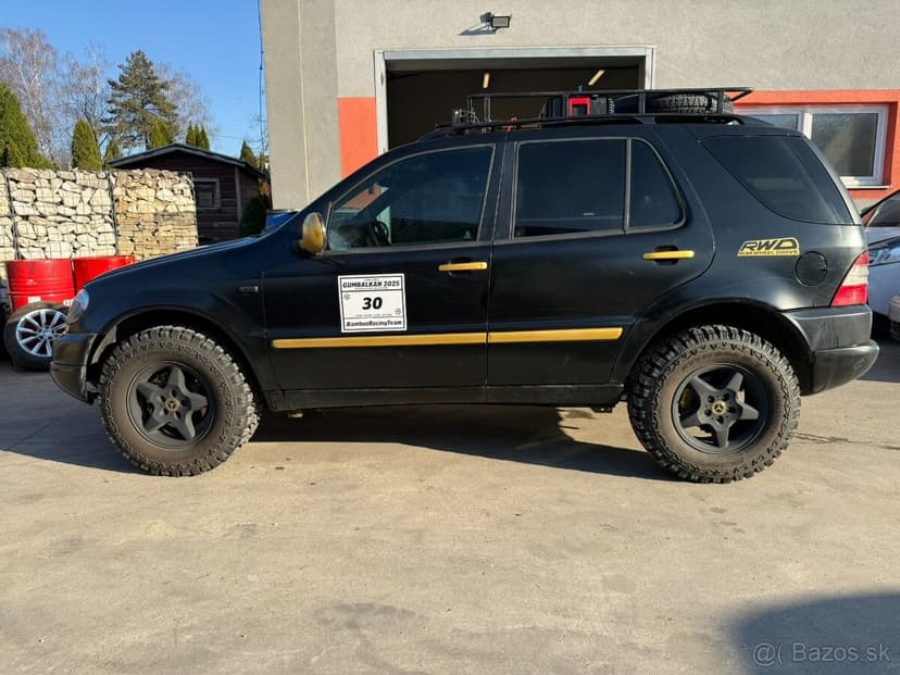 Mercedes Benz ML320 W163