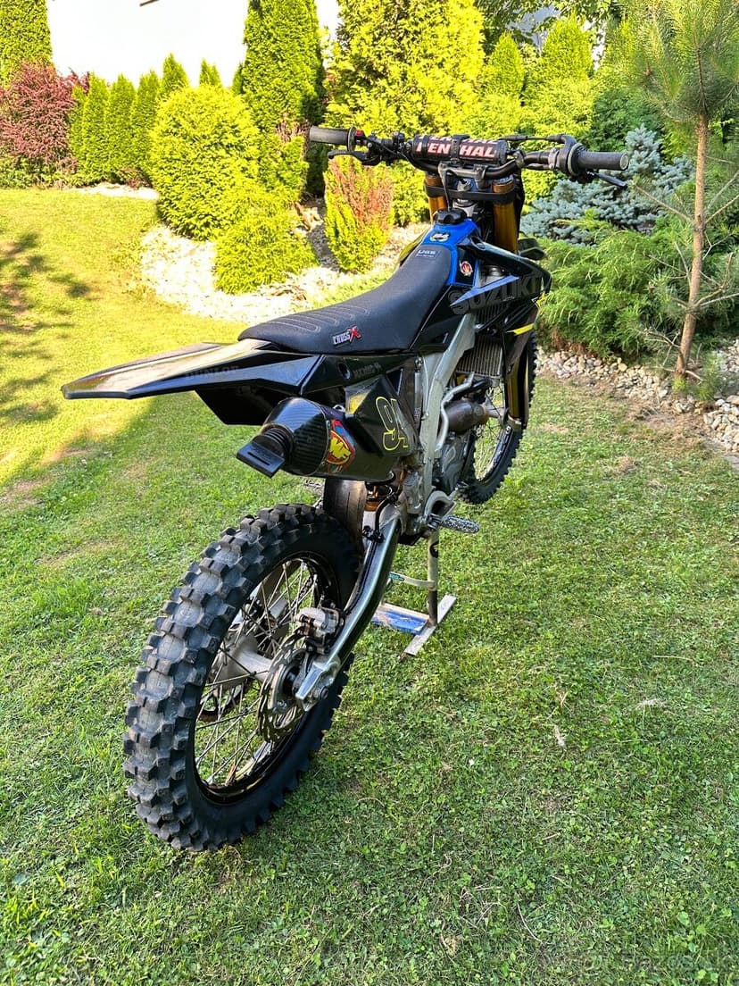 Suzuki rmz 250