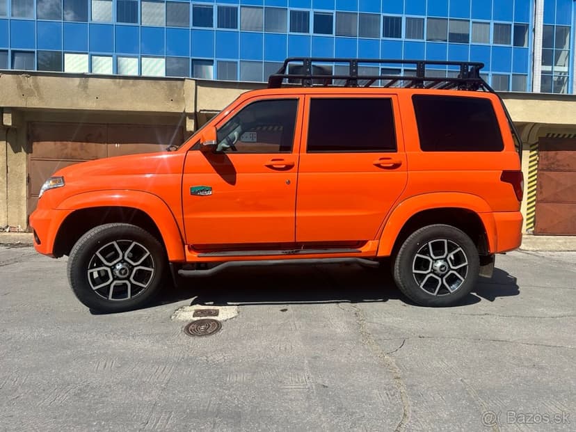 UAZ 3163 Patriot Expedition