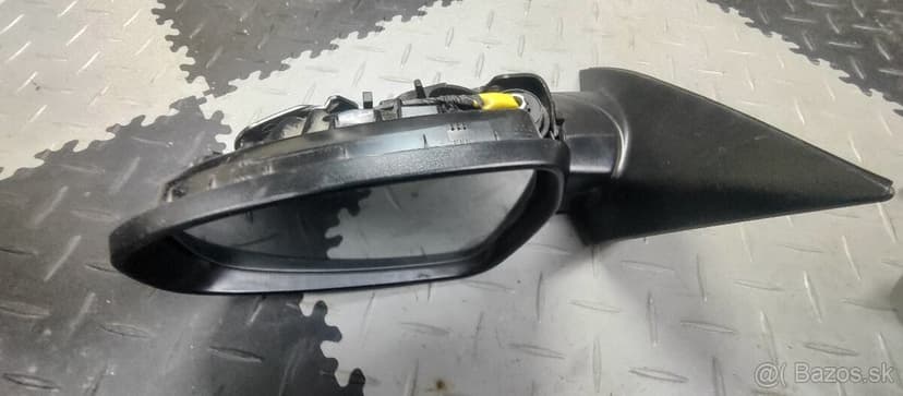 Kia Ceed 3 III CD Land Cruiser 120- zrkadlo antena osvetleni