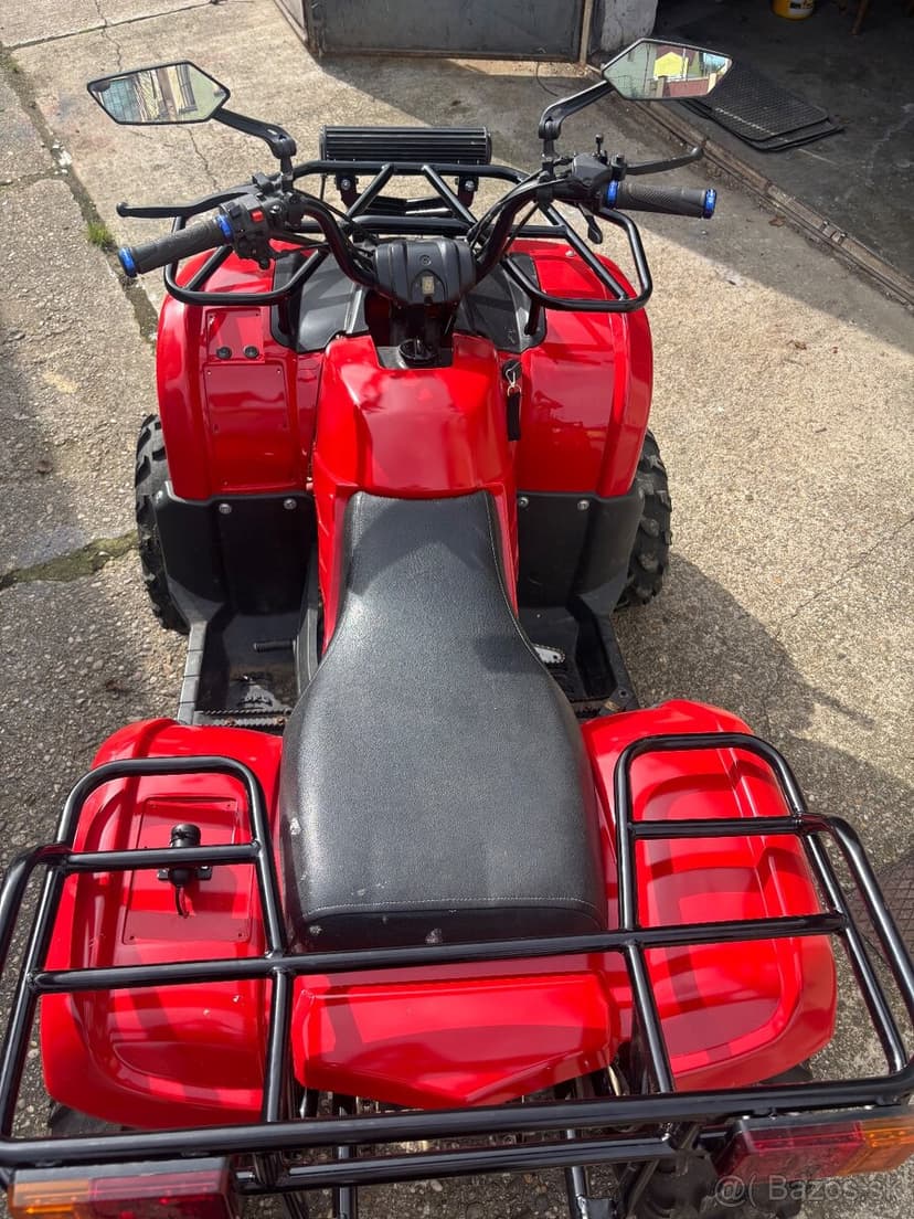 Štvorkolka ATV250