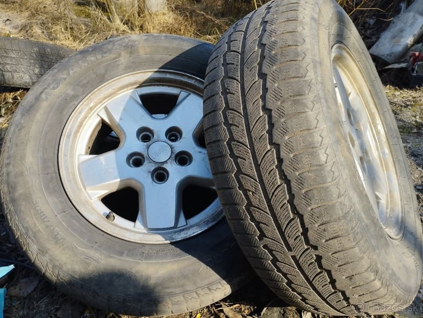 N.D jeep Cherokee kj Liberty 2.8crd 120kw