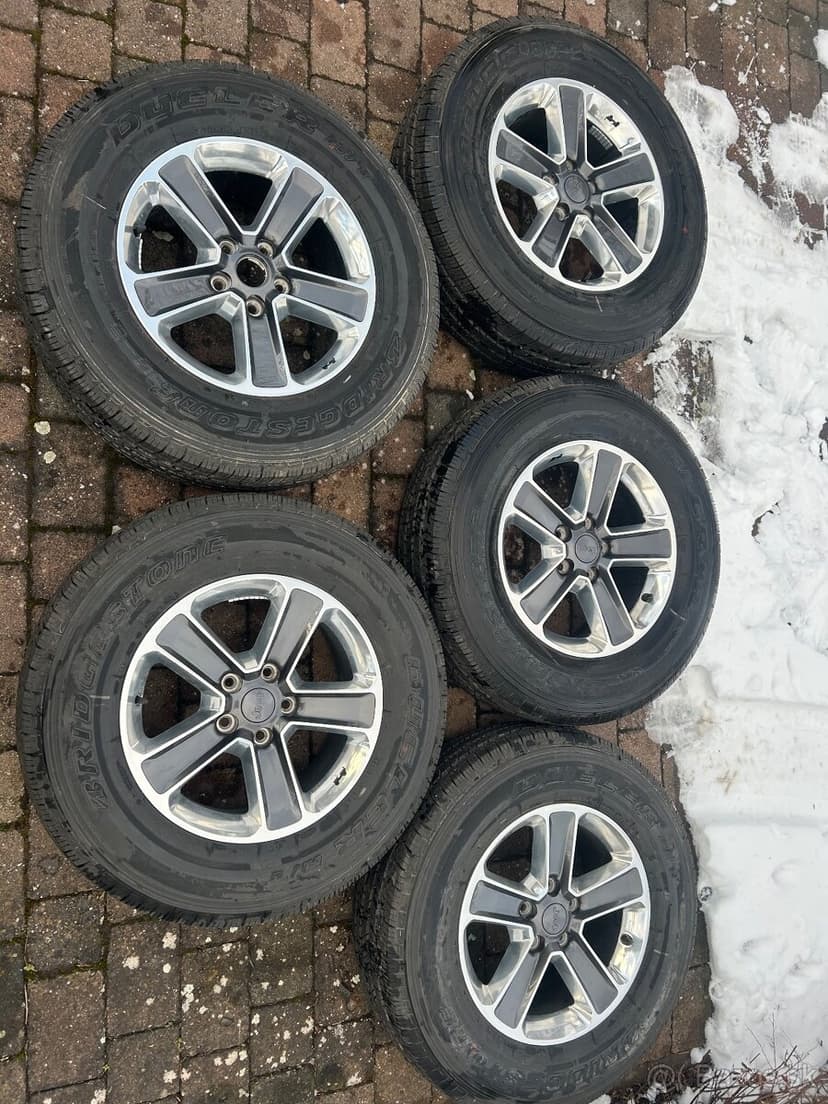Jeep Wrangler JL JK 255/70 r18 sada 5 kolesa