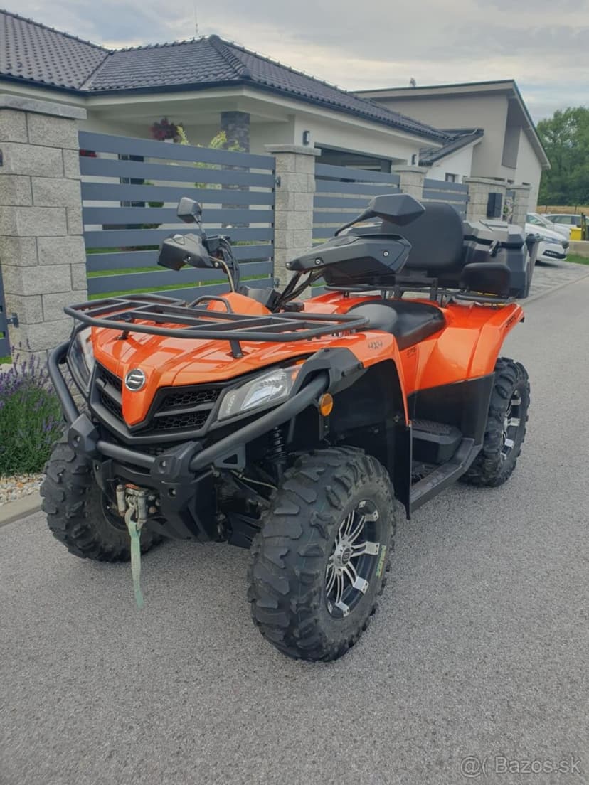 Štvorkolka CF Moto 450 long - TOP STAV