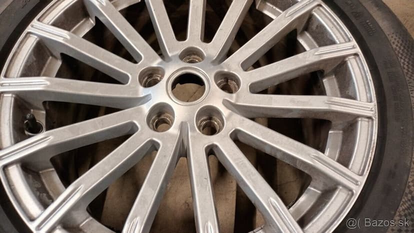 Predám zimný set Range Rover 19"-5x120+255/55r19 Continenta