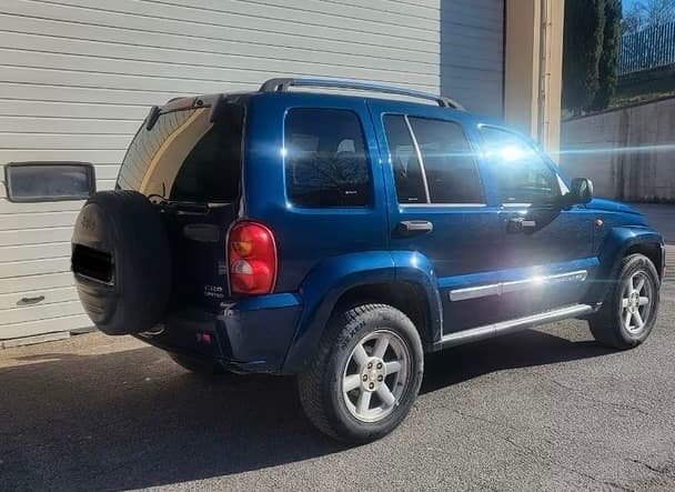 JEEP CHEROKEE 2.8 CRD LIMITED