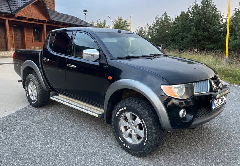 Mitsubishi L200 2.5 TDI Superselect 4x4 Uzávierka