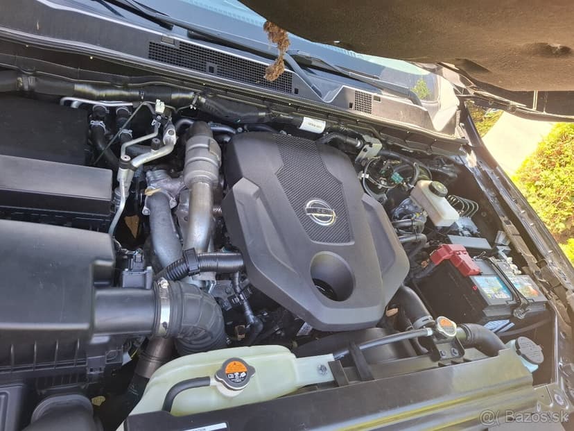 Nissan np 300 navara automat