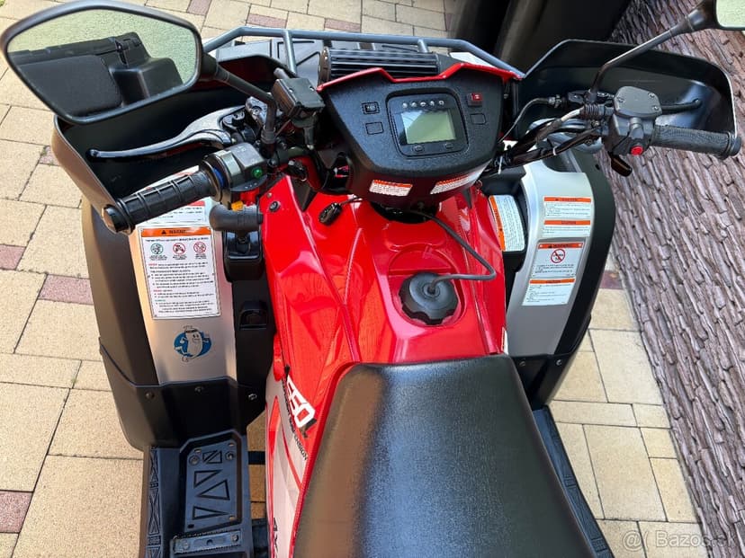 Predám Linhai 550L EFI