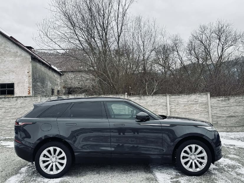 🚙 Land Rover Range Rover Velar 2.0D AWD A/T |