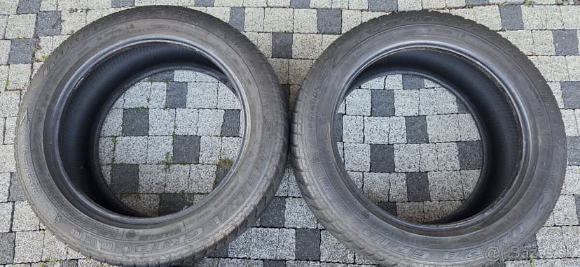 Goodyear UltraGrip 255/50 R19 RSC zimné