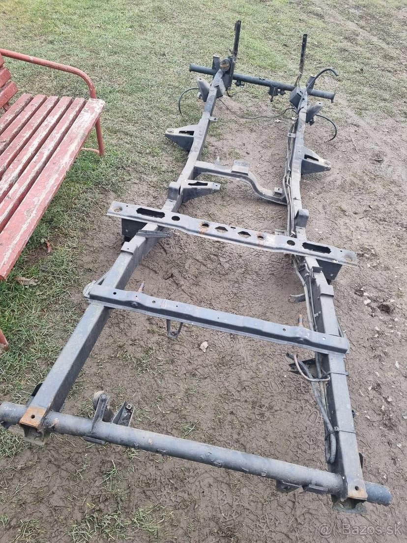 Náhradné diely 1.0,1.3,1.3i náhradné diely suzuki samurai