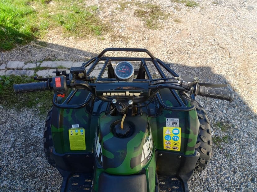 Predám benzínovú štvorkolku Hecht Army 56125