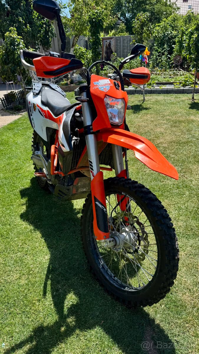 KTM 690 R enduro