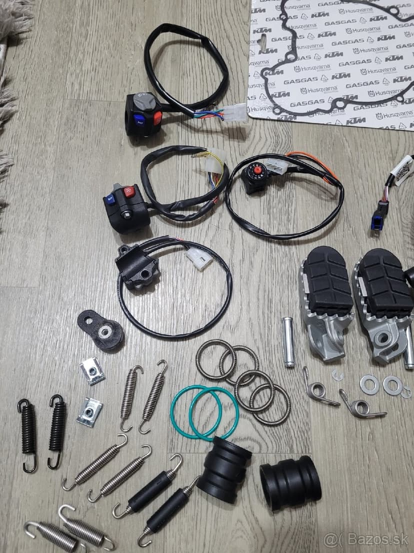 KTM tesnenie náradie merac mth snimac tachometra