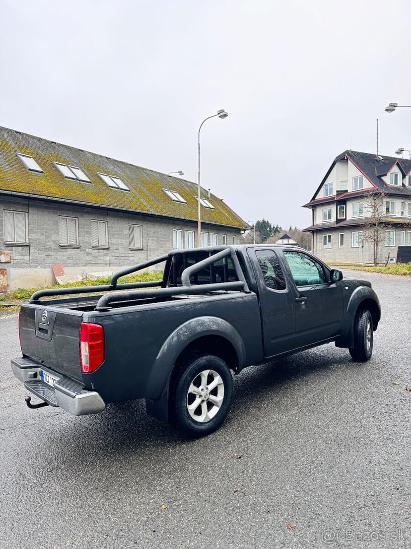 Nissan navara d40 king cab -  109 000 km