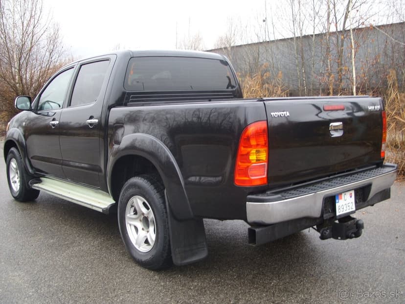 Toyota Hilux 2,5 D-4D  4x4 Zadná Uzávierka